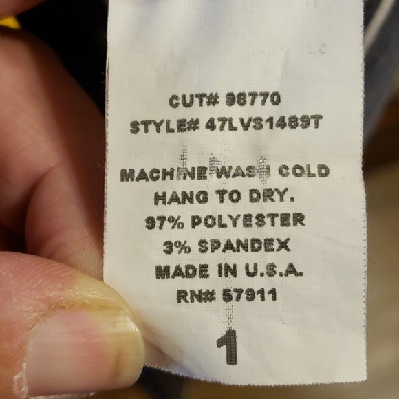 Torrid red grey polka dot satiny 3/4 sleeve blouse - Picture 7 of 7